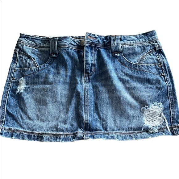 BONGO Dresses & Skirts - BONGO Distressed Jean Skirt Girls Size 13
